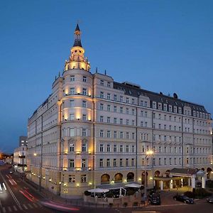 Hotel Baltschug Kempinski Moscú Exterior photo